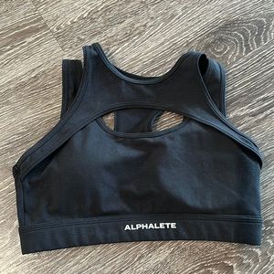 Alphalete Keyhole Sports Bra